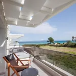 Maisonette In Front Of The Sea