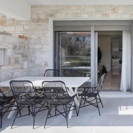 Maisonette In Front Of The Sea 빌라