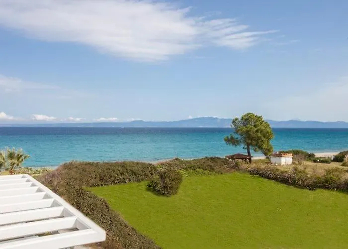 Maisonette In Front Of The Sea Hanioti