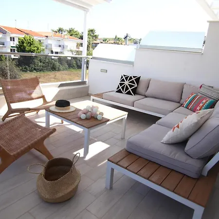 Maisonette In Front Of The Sea