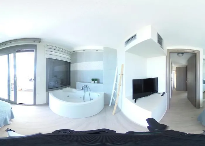 Maisonette In Front Of The Sea * Hanioti