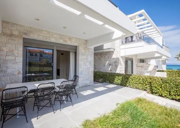 Villa Maisonette In Front Of The Sea